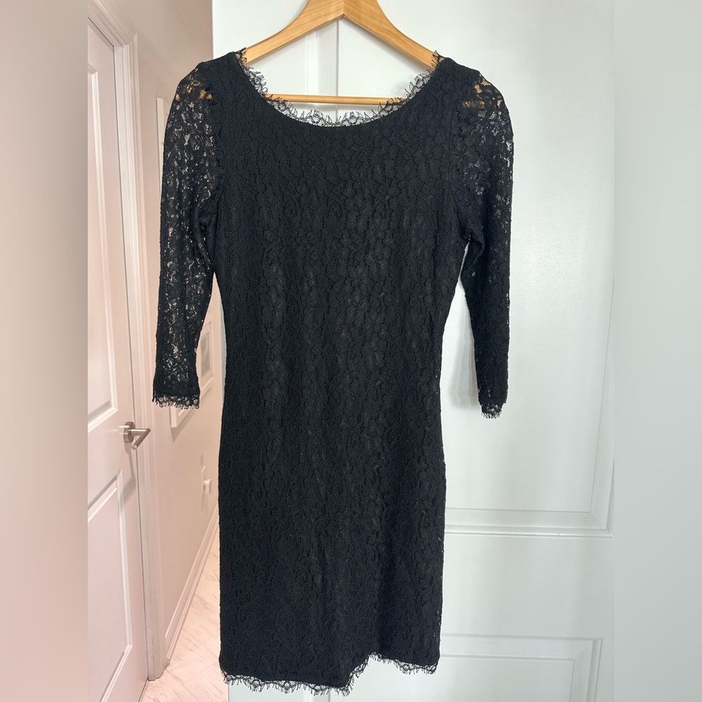 Aritzia Babaton Black Lace Dress Size 6
